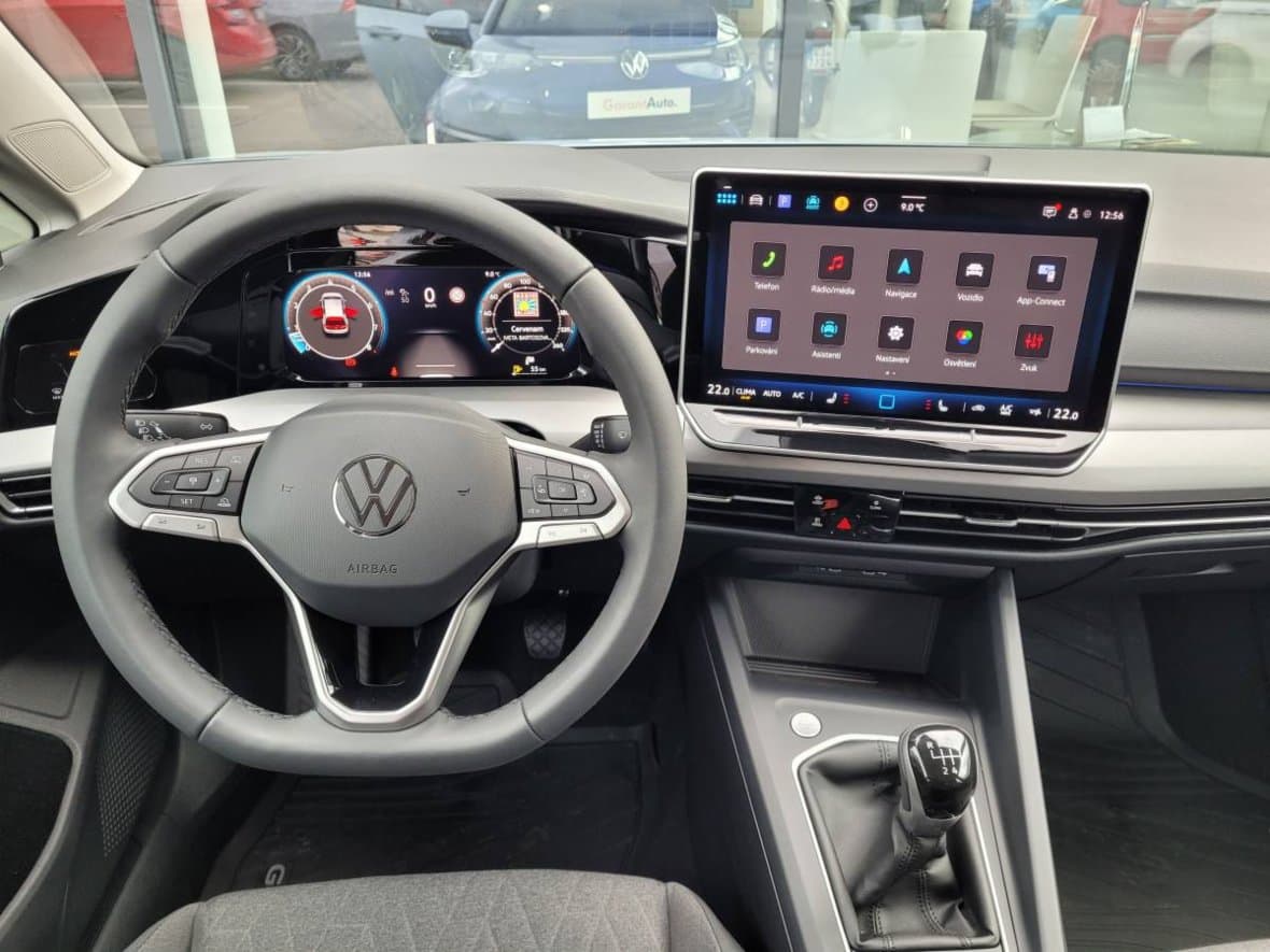 2025 Volkswagen GOLF - 13