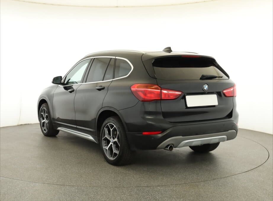 2017 BMW X1 - 5