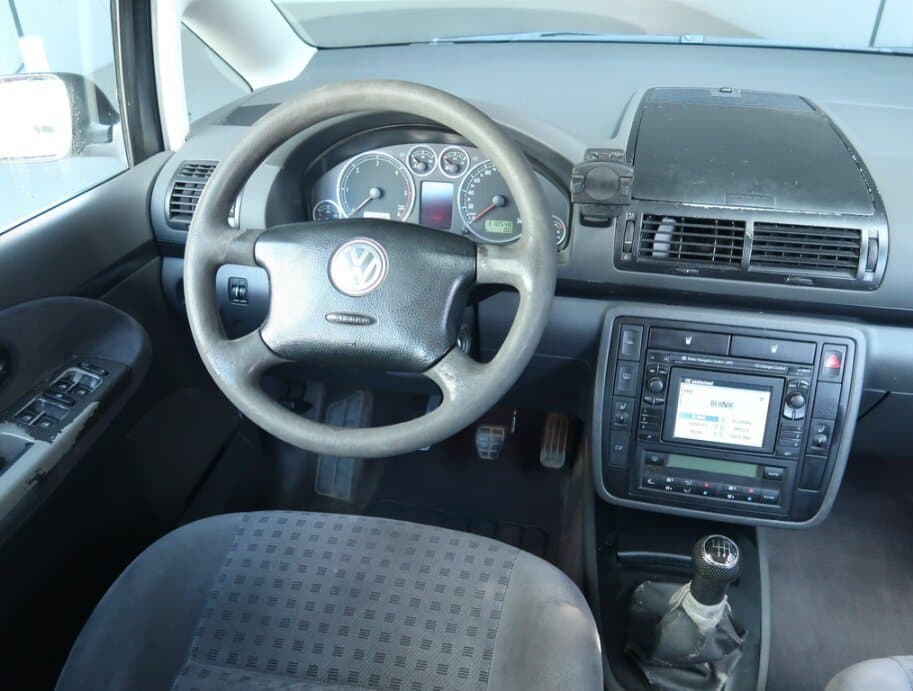 2003 Volkswagen SHARAN - 9