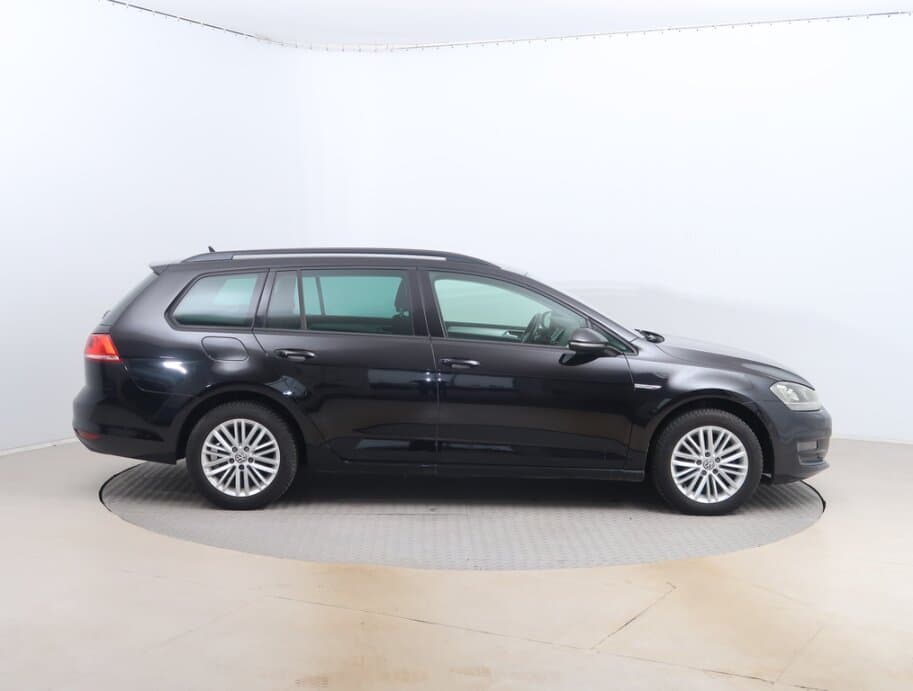 2014 Volkswagen GOLF - 8