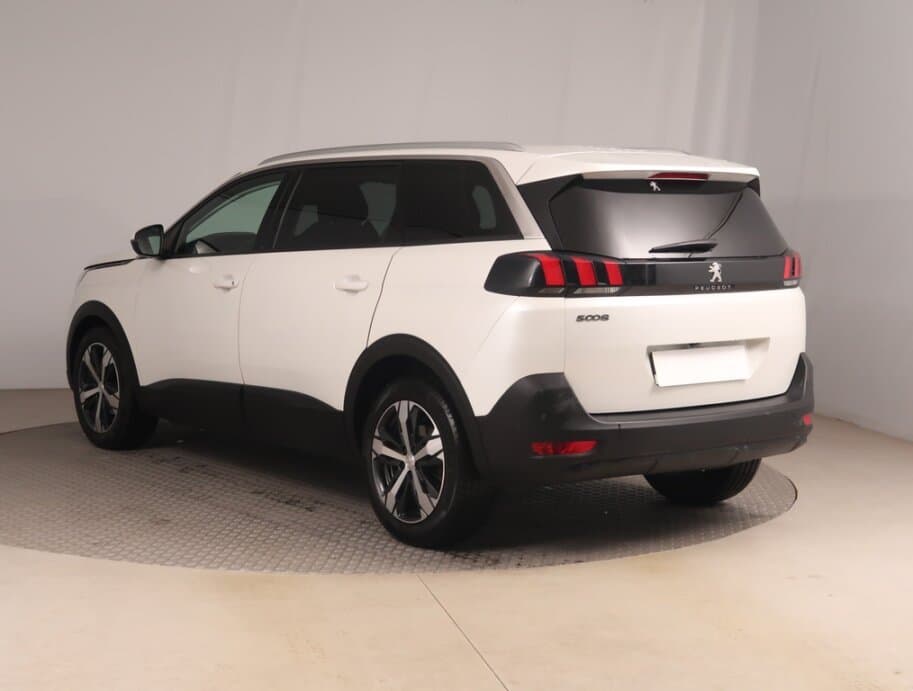 2020 Peugeot 5008 - 5