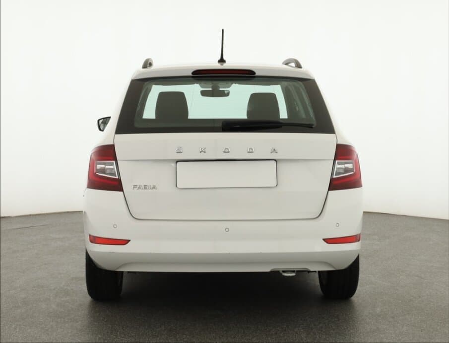 2021 Škoda FABIA - 6