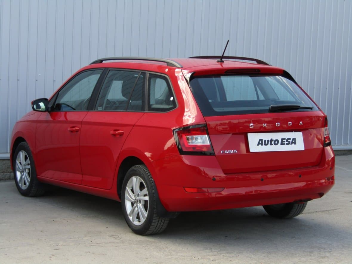 2020 Škoda FABIA - 11