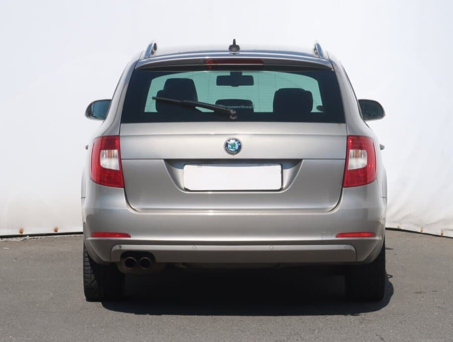 2012 Škoda SUPERB - 6