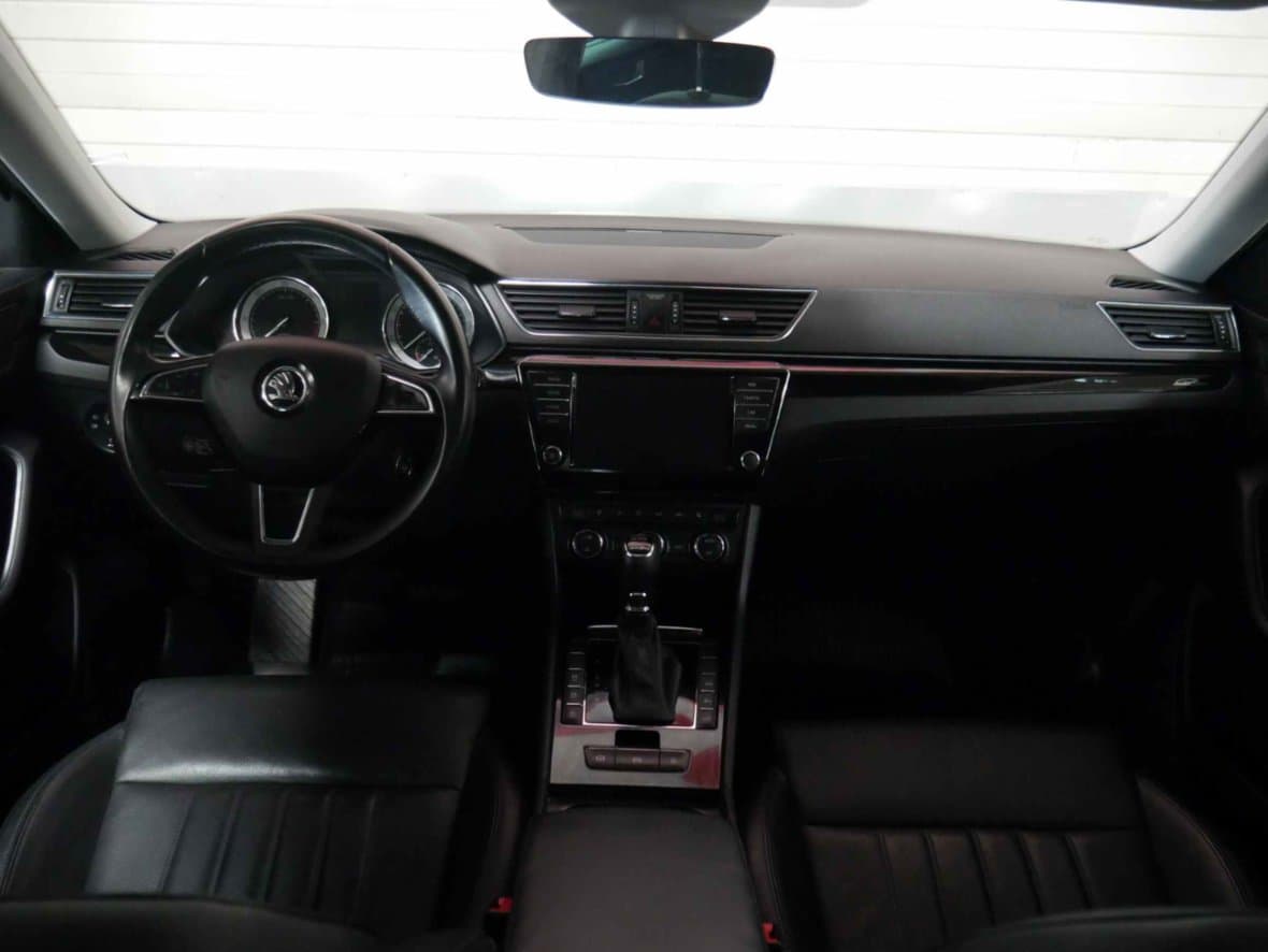 2016 Škoda SUPERB - 8