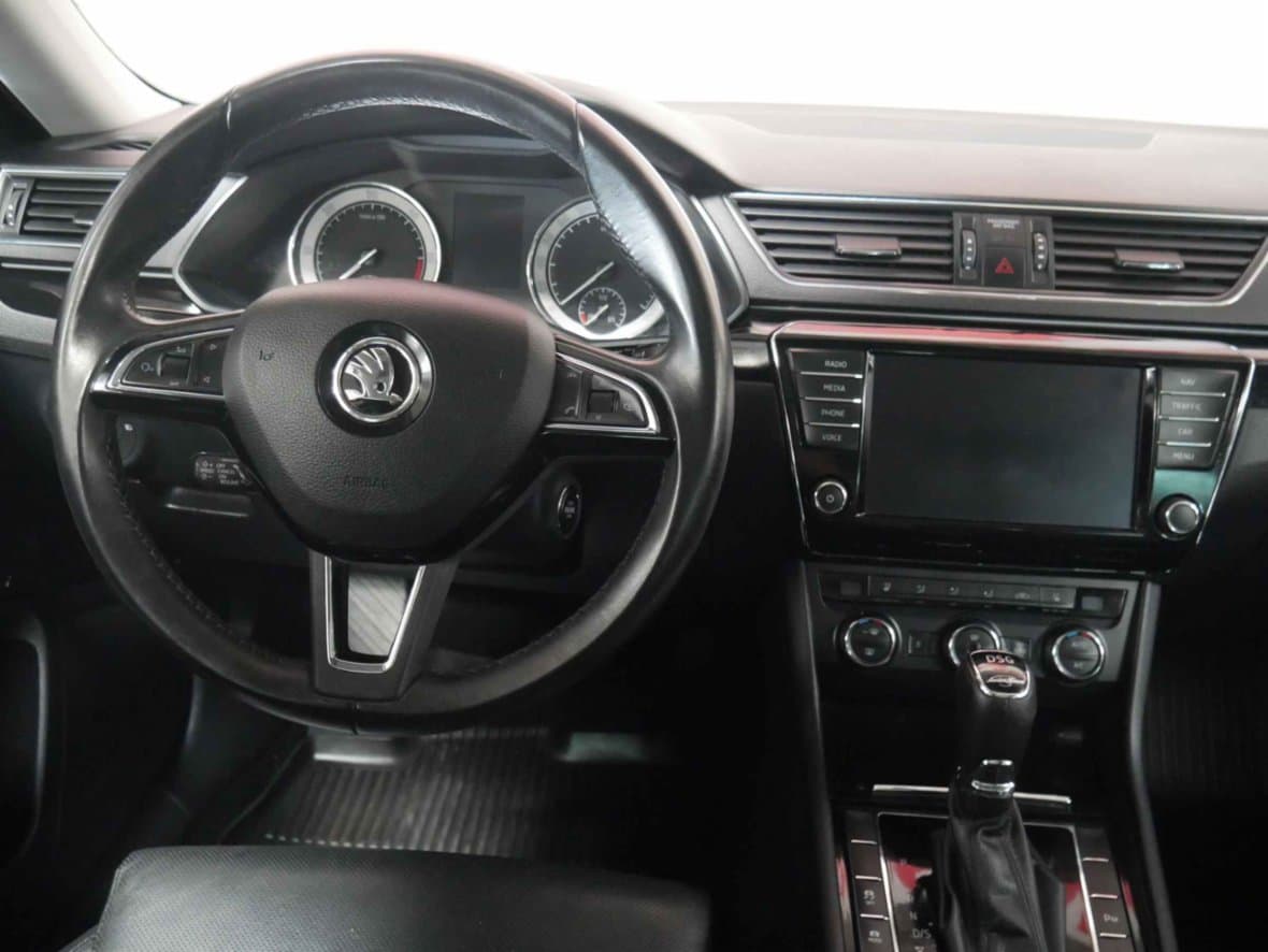 2016 Škoda SUPERB - 13