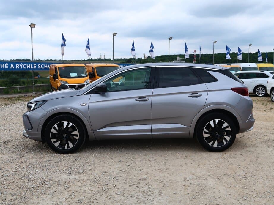 2022 Opel GRANDLAND - 4