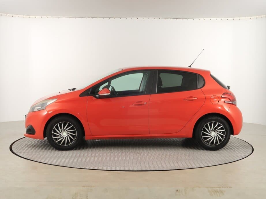 2015 Peugeot 208 - 4