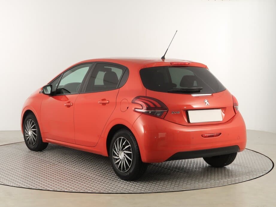 2015 Peugeot 208 - 5