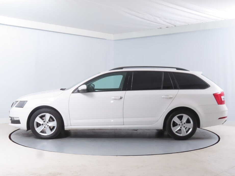 2019 Škoda OCTAVIA - 4