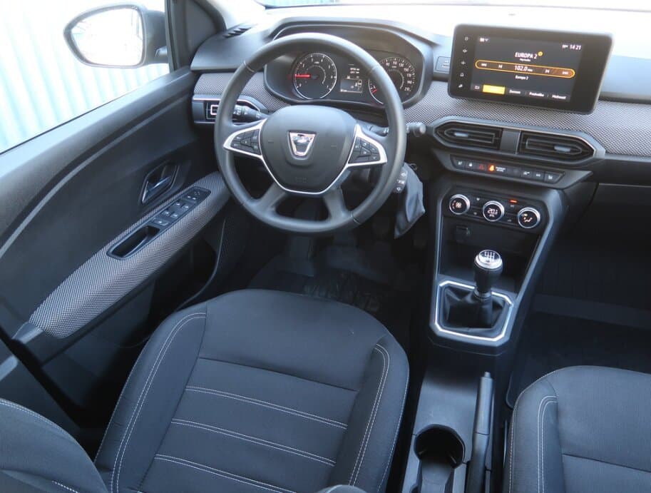 2022 Dacia SANDERO - 9