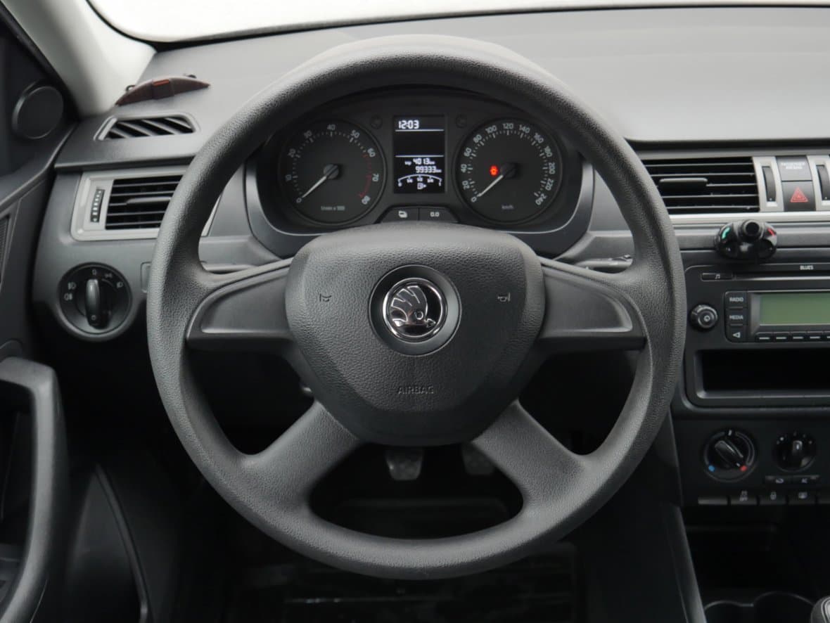 2013 Škoda RAPID - 11