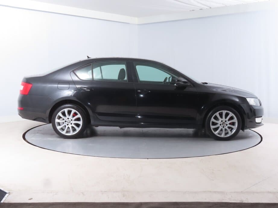 2013 Škoda OCTAVIA - 8