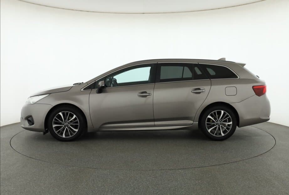 2016 Toyota AVENSIS - 4