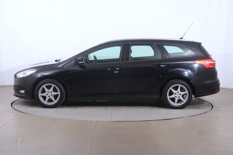 2015 Ford FOCUS - 4