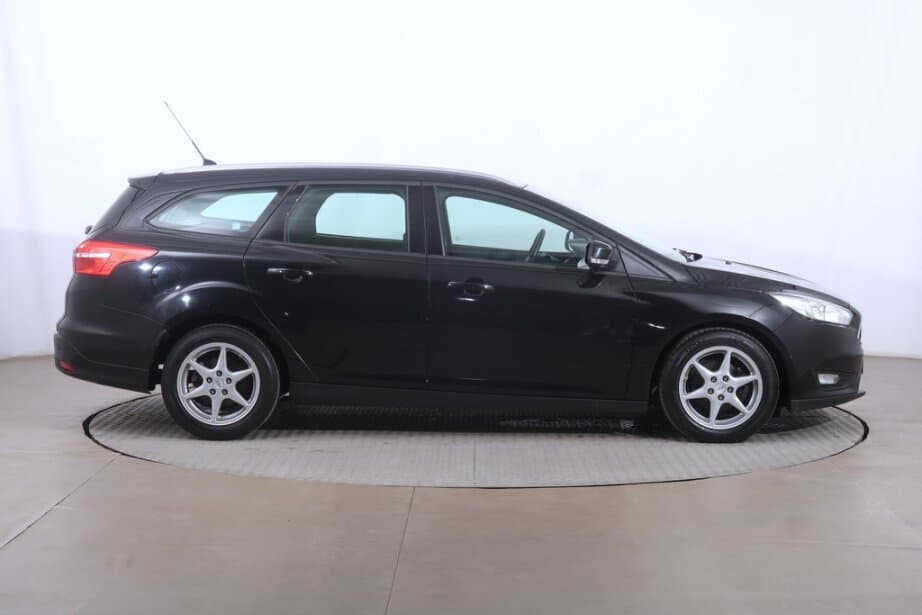 2015 Ford FOCUS - 8