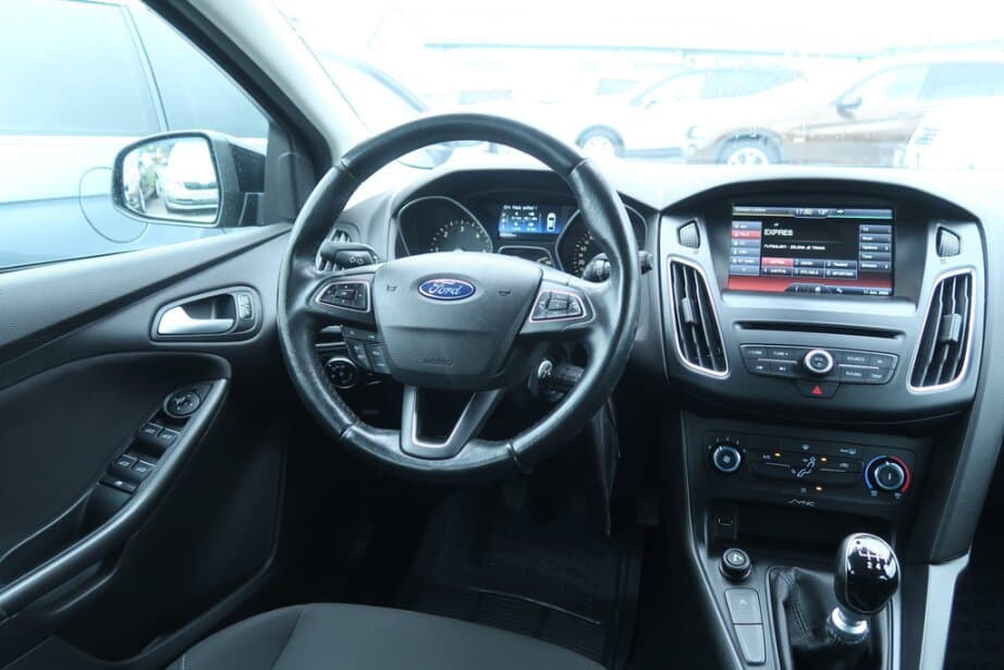 2015 Ford FOCUS - 9