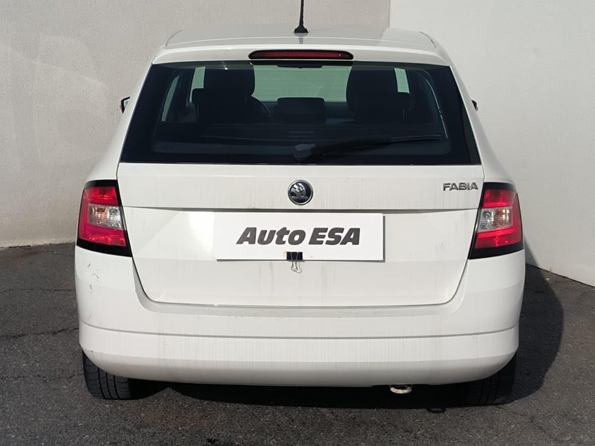2015 Škoda FABIA - 5