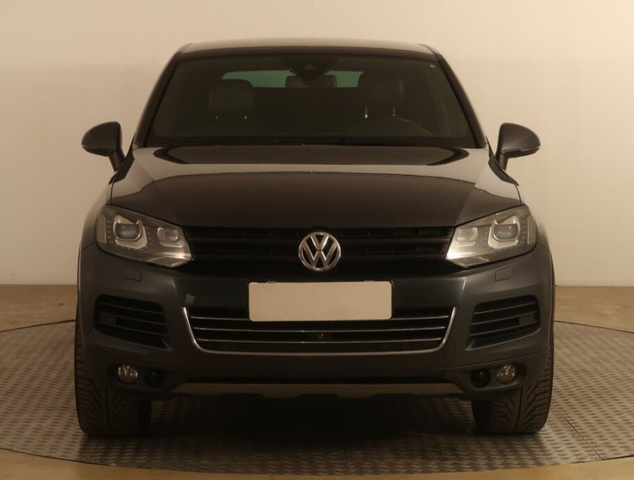 2013 Volkswagen TOUAREG - 2