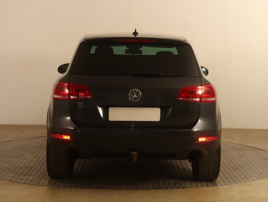 2013 Volkswagen TOUAREG - 6
