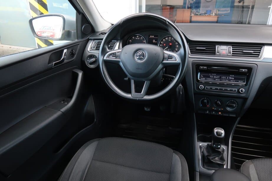 2014 Škoda RAPID - 9