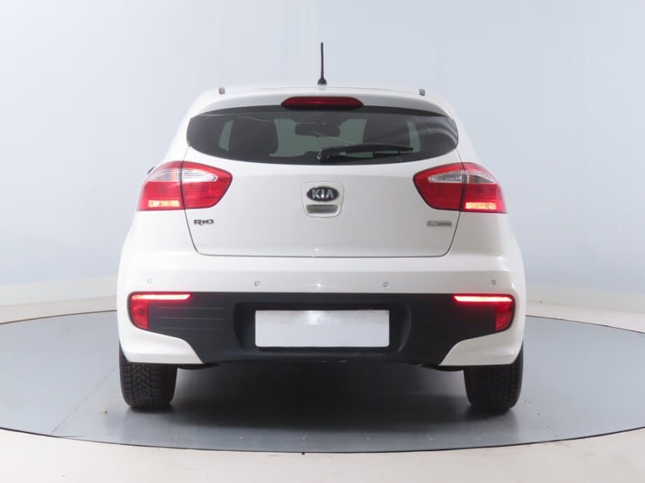 2015 Kia RIO - 6