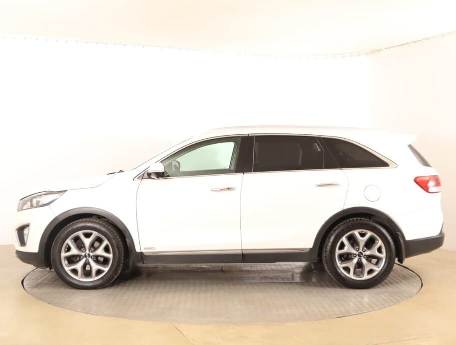 2016 Kia SORENTO - 4