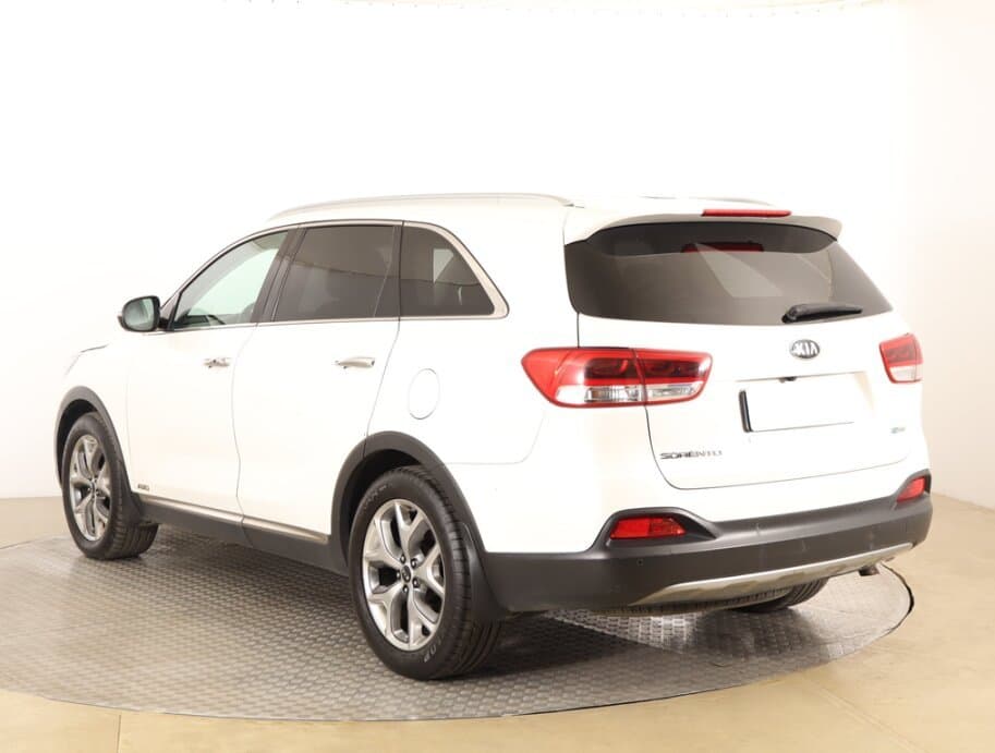 2016 Kia SORENTO - 5