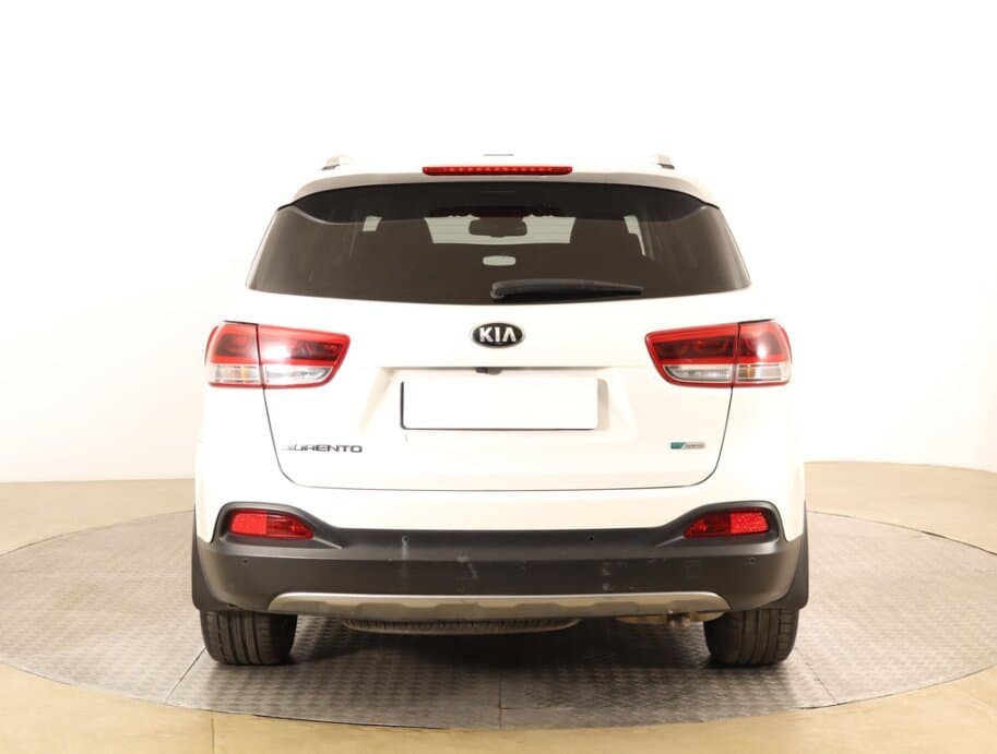 2016 Kia SORENTO - 6