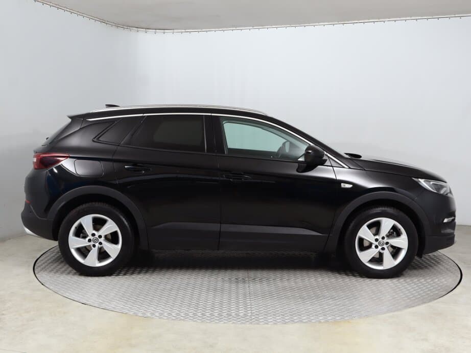 2019 Opel GRANDLAND - 8