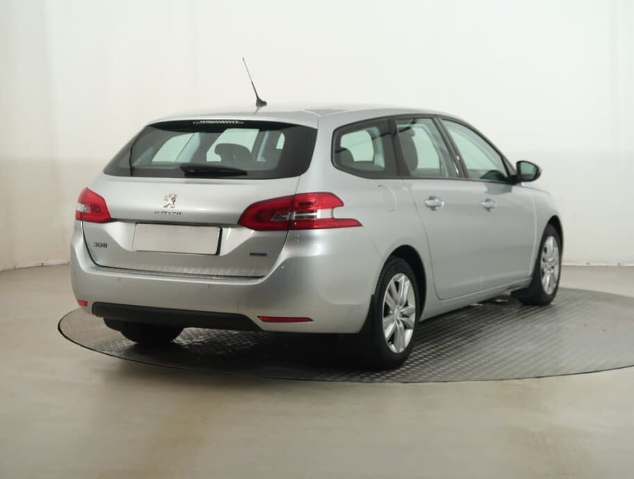 2016 Peugeot 308 - 7