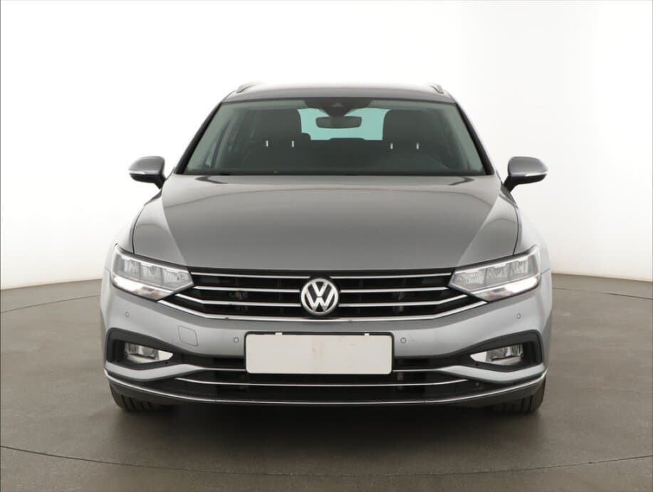 2020 Volkswagen PASSAT - 2