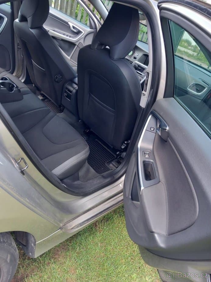 Volvo S60 - 16