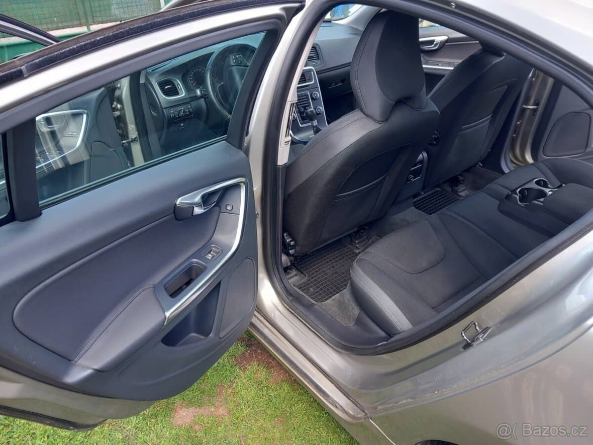 Volvo S60 - 19