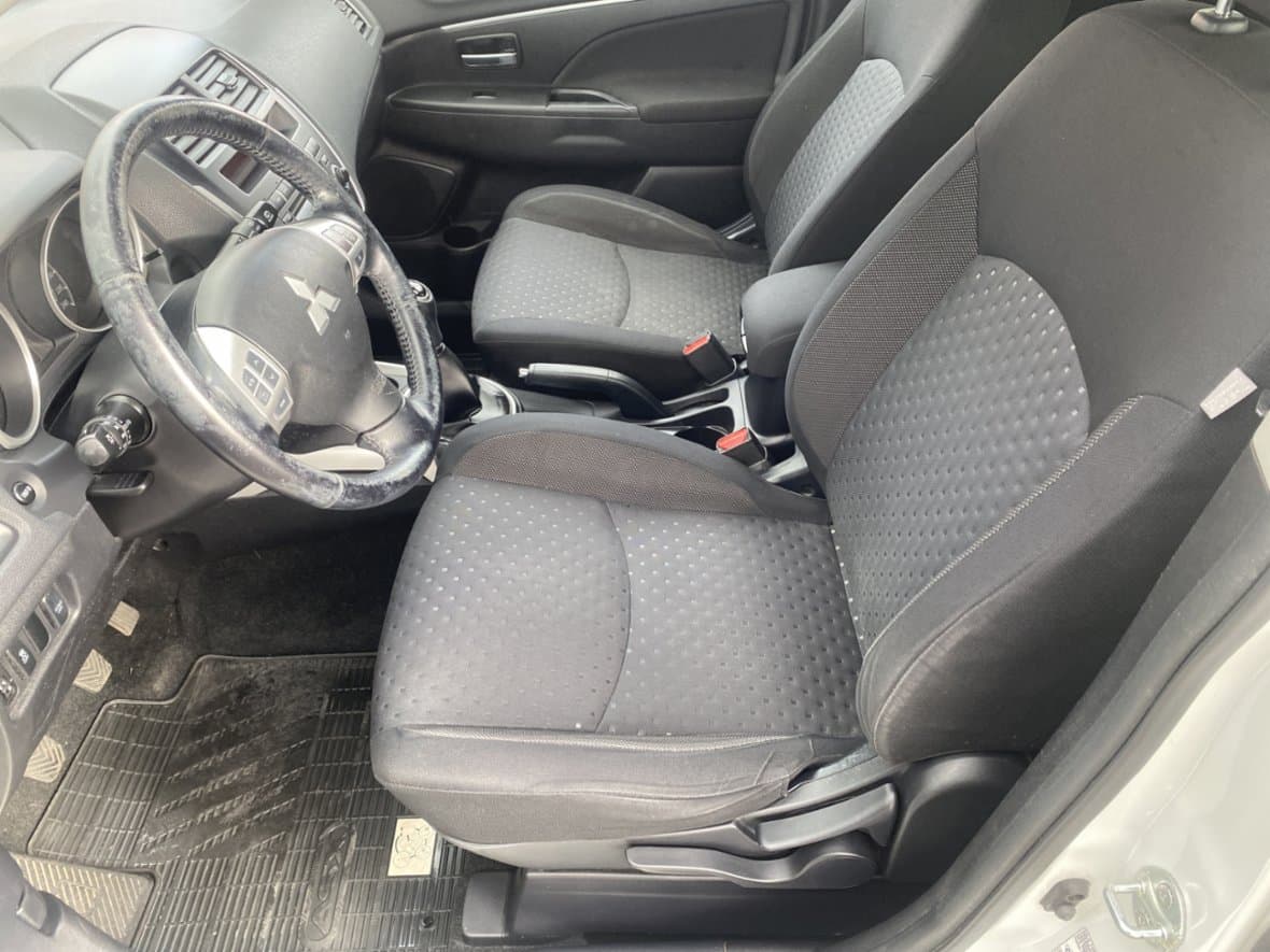 2011 Mitsubishi ASX - 9