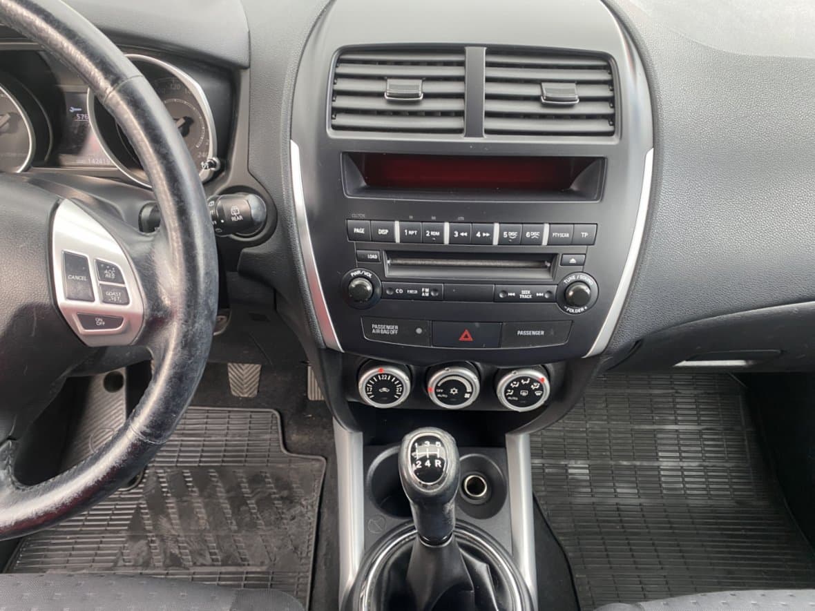 2011 Mitsubishi ASX - 14