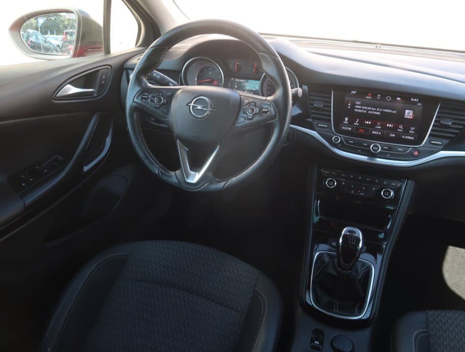 2016 Opel ASTRA - 9