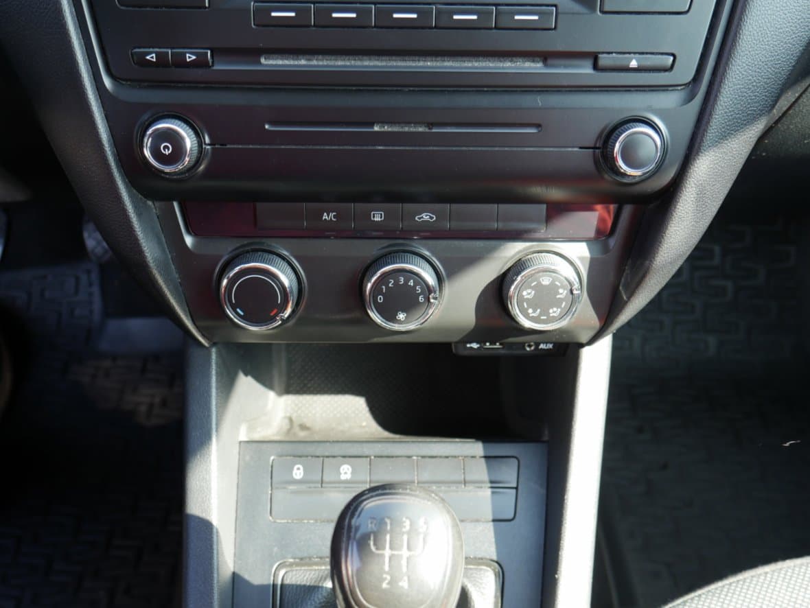 2014 Škoda OCTAVIA - 13