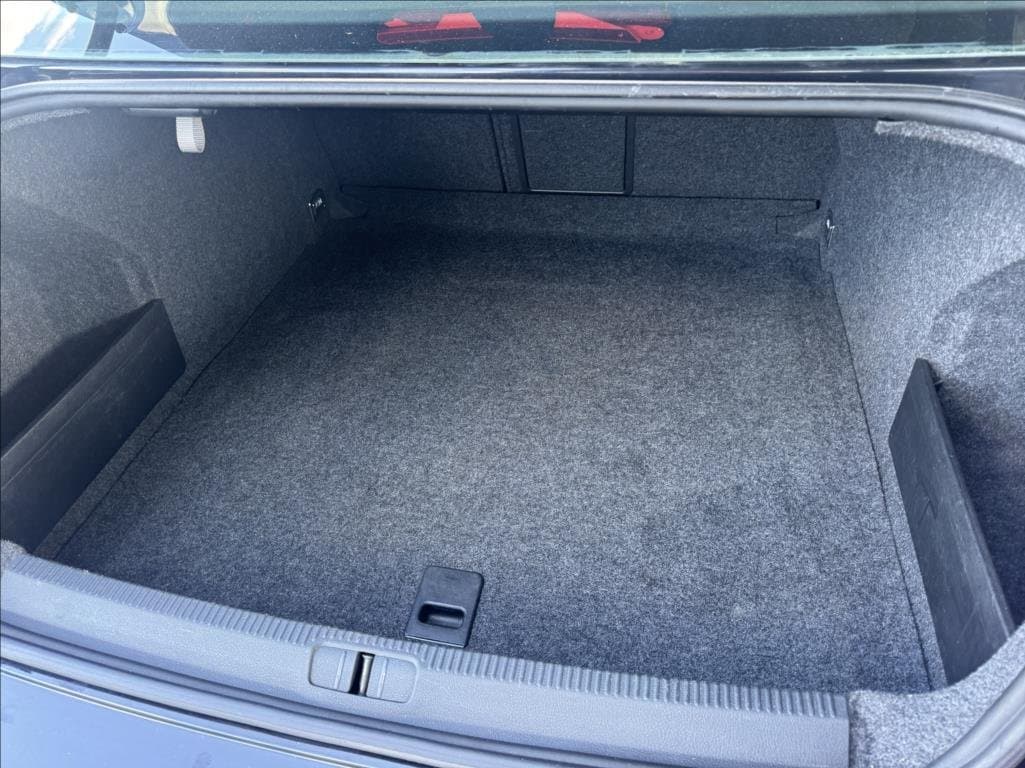 2007 Volkswagen PASSAT - 9