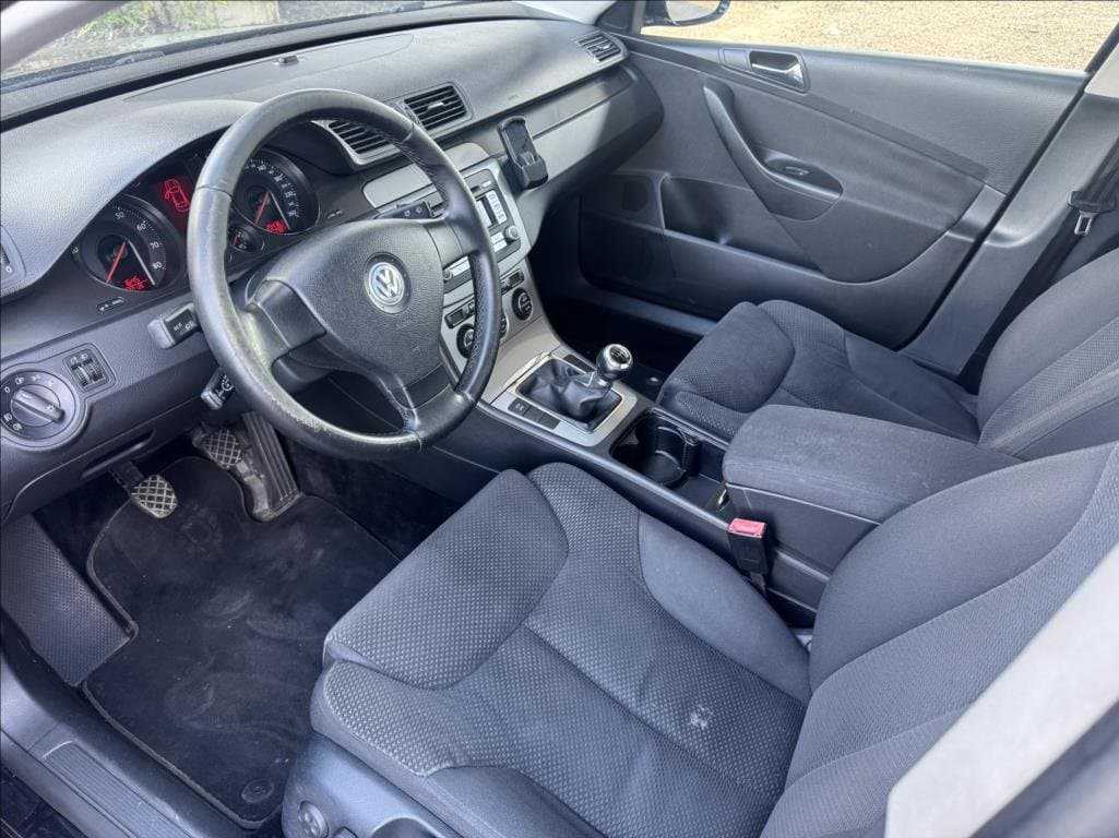 2007 Volkswagen PASSAT - 10