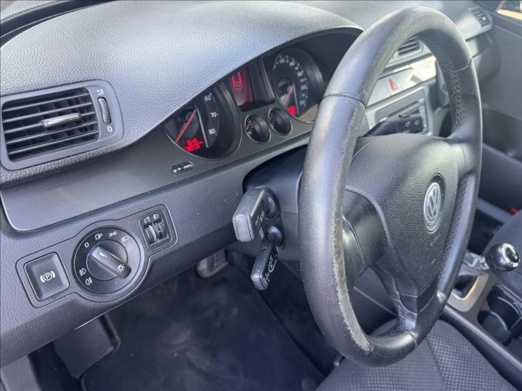 2007 Volkswagen PASSAT - 13