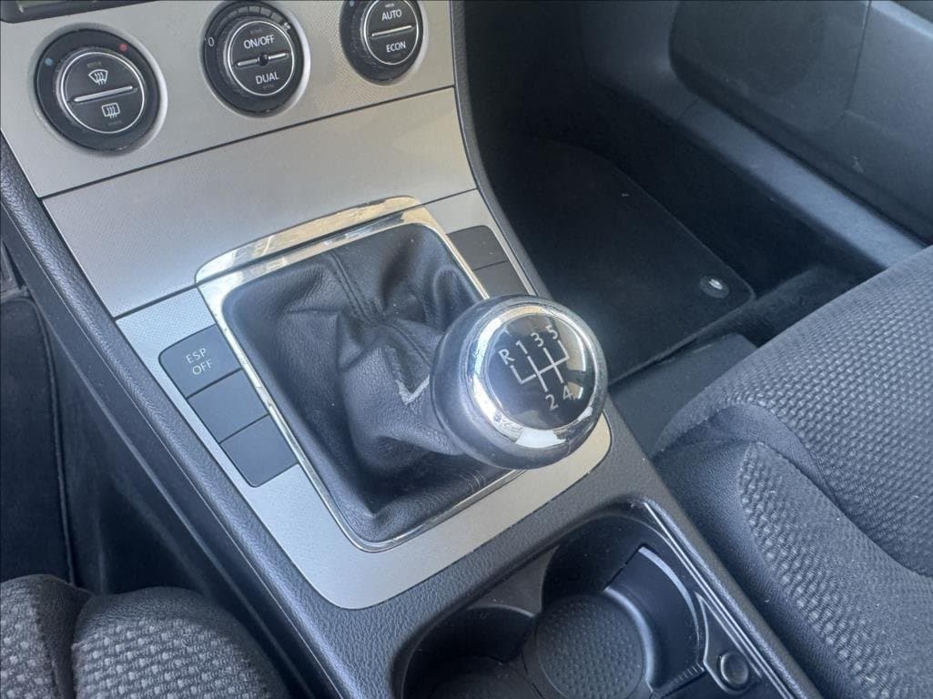 2007 Volkswagen PASSAT - 18