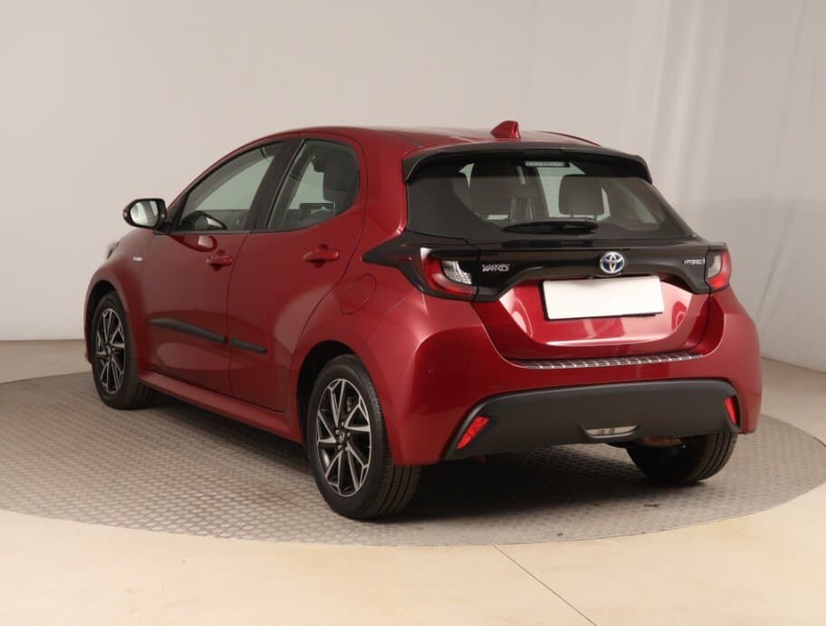2021 Toyota YARIS - 5