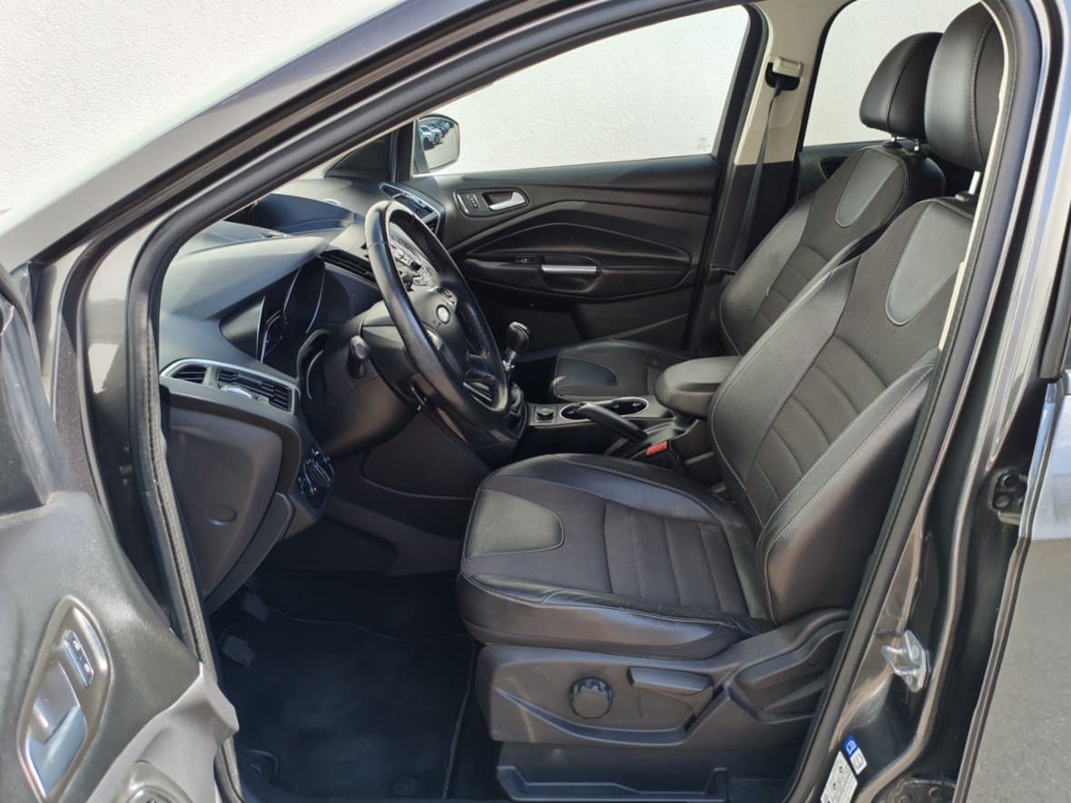 2015 Ford KUGA - 14