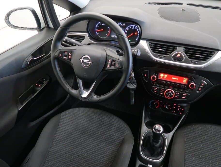 2015 Opel CORSA - 9