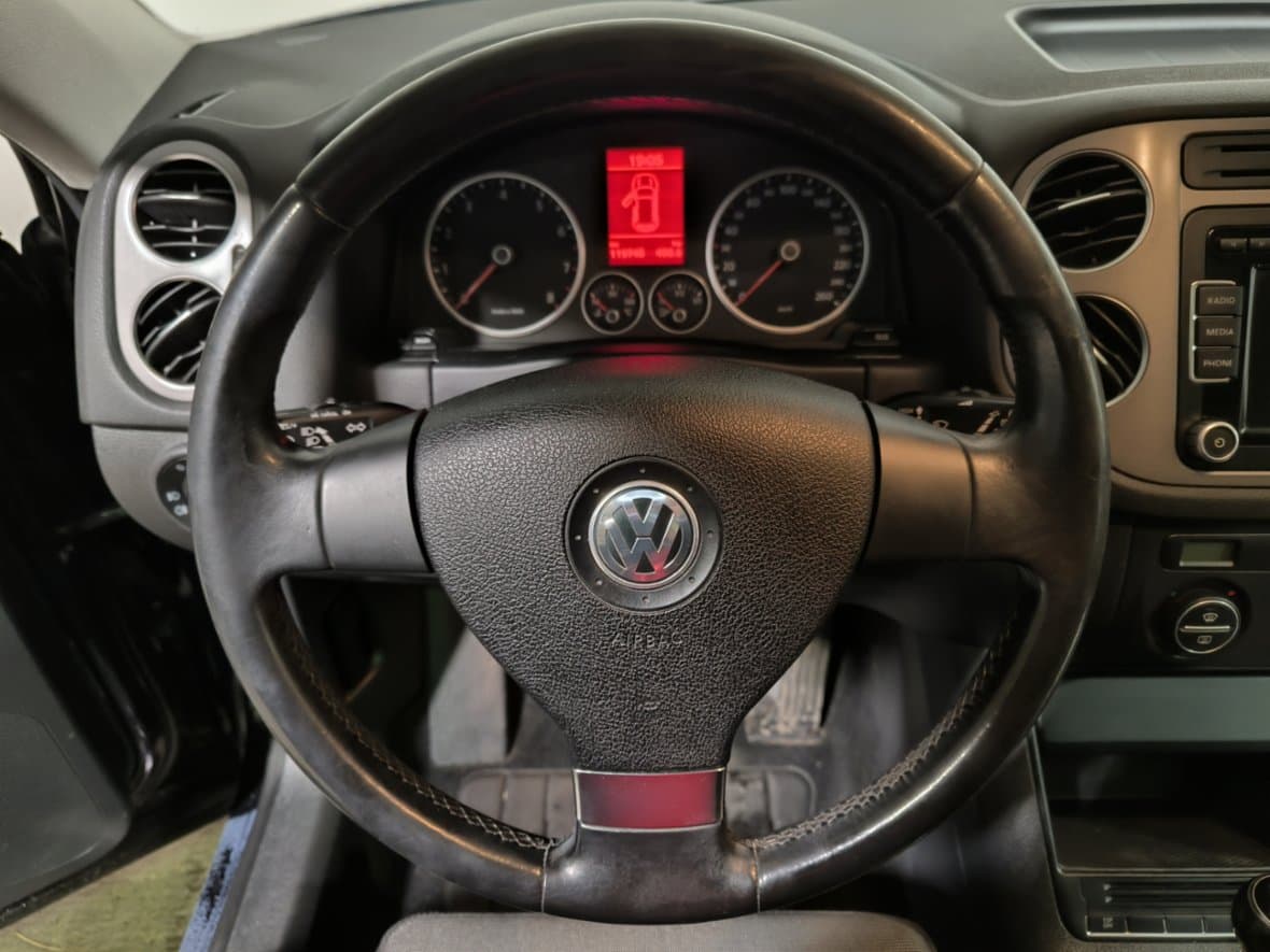 2009 Volkswagen TIGUAN - 13