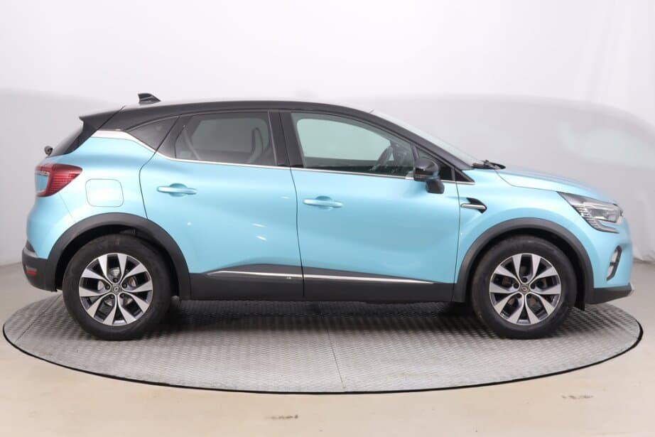 2021 Renault CAPTUR - 8