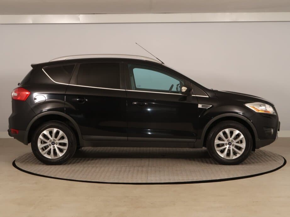2010 Ford KUGA - 8