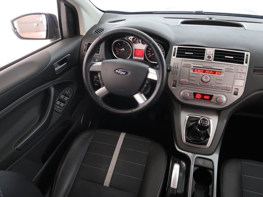 2010 Ford KUGA - 9