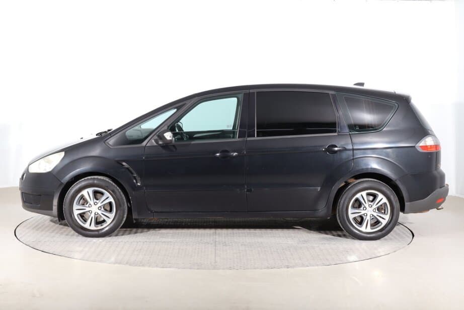 2008 Ford S-MAX - 4